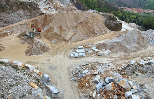 非煤礦山井下透水事故救援應(yīng)堅持抽排堵三結(jié)合