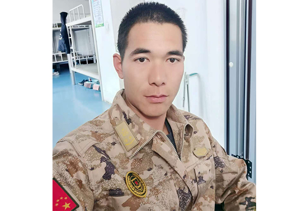 杨教官