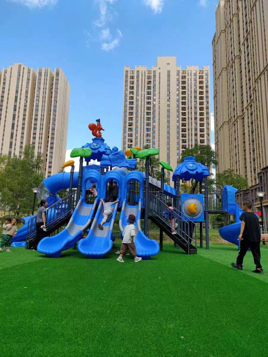 户外滑梯厂家