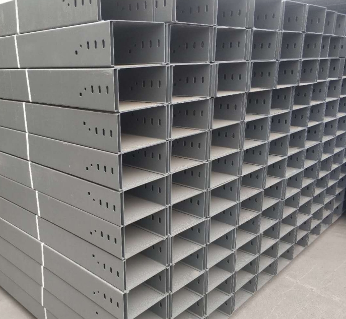 防火槽式桥架的安装问题可能涉及多个方面，以下是一些建议的解决方案：