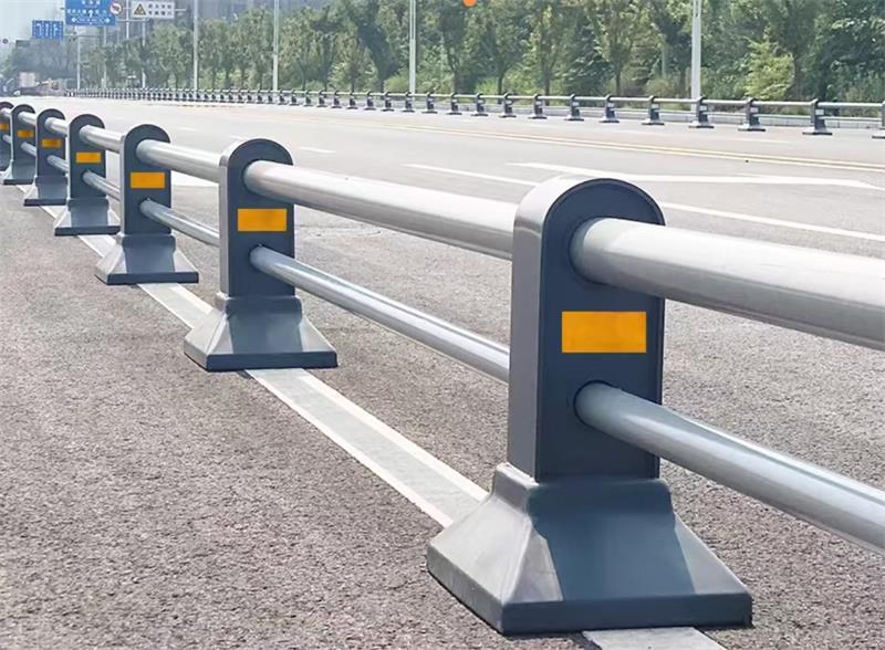 成都市政道路护栏厂家
