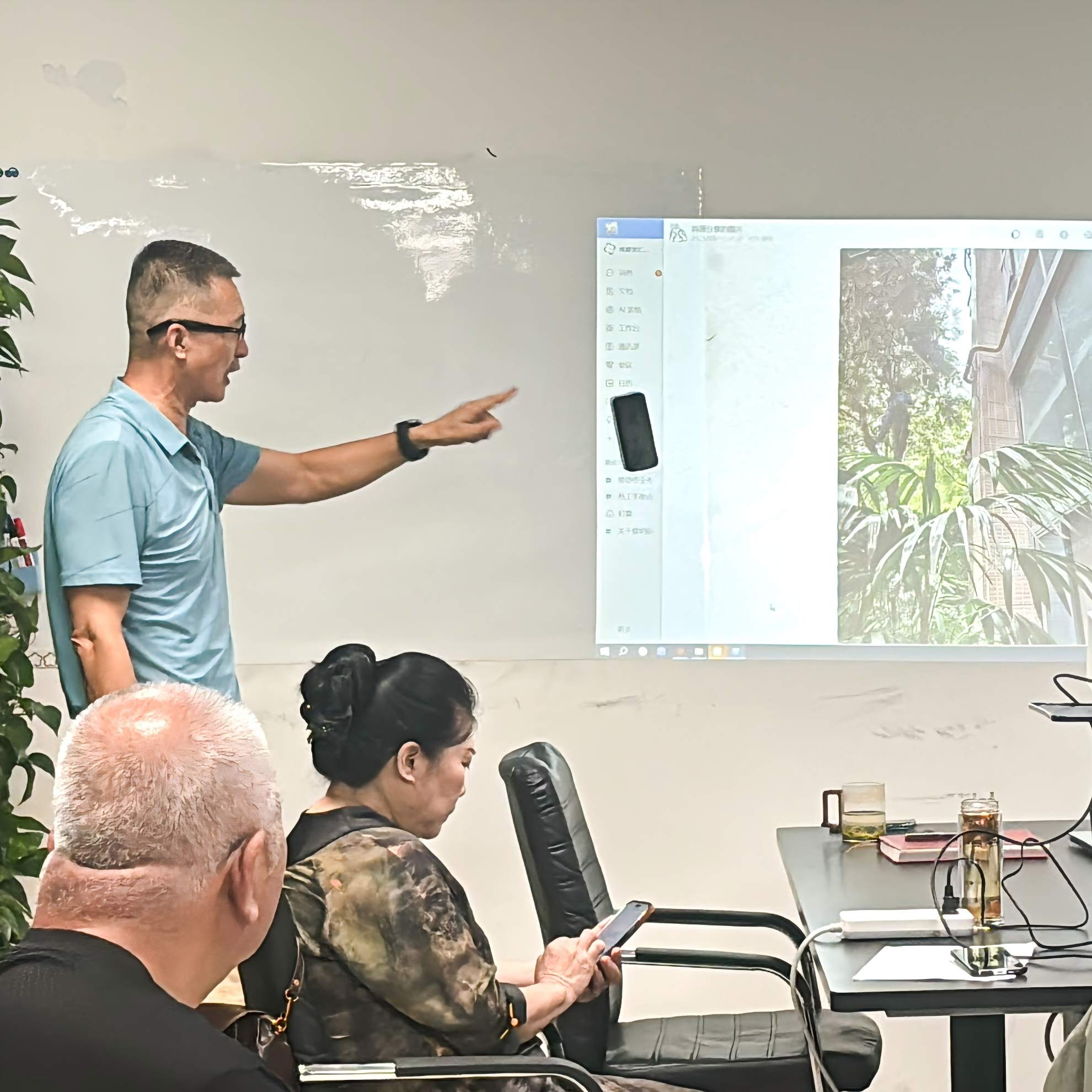 美汇园艺开展高空安全作业专项培训，筑牢绿化服务安全根基！