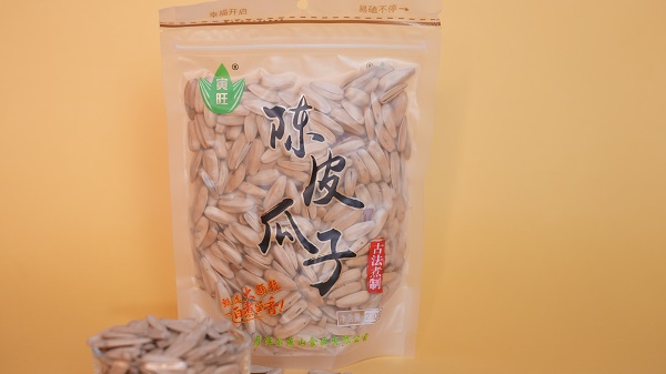 ​ 陈皮瓜子：巴彦淖尔燕山食品有限公司的独特风味创造