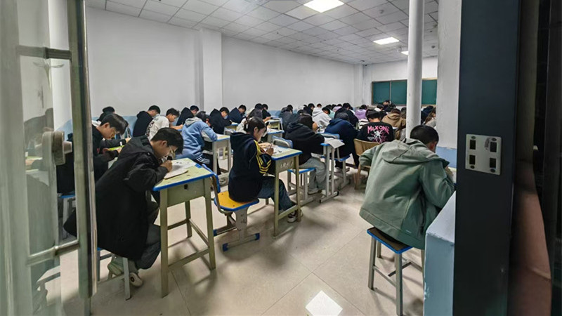 贵阳初三复读学校