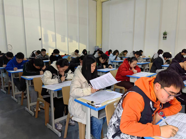 贵阳高三补习学校