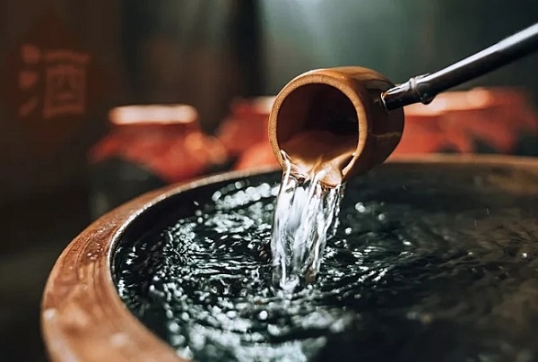 珍藏佳酿的艺术：贵州必兴酒业有限公司白酒保存指南