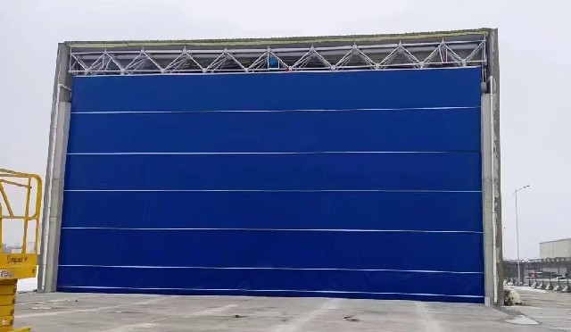 堆积式机库大门