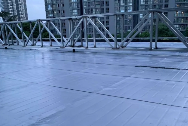 防水涂料施工后，是否需要做保护层？