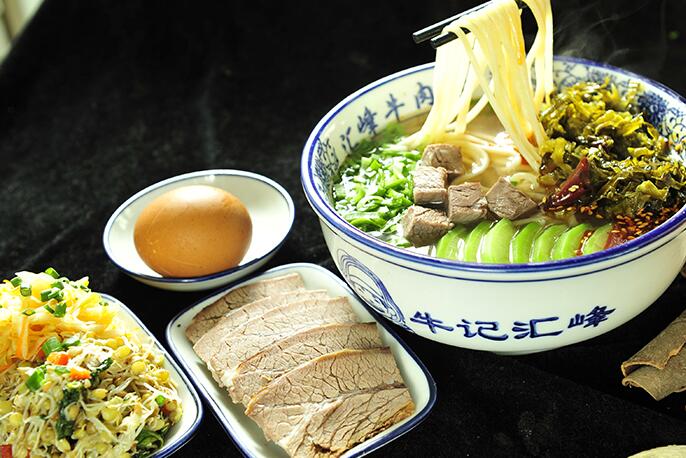 牛记汇峰：镌刻兰州牛肉面发展的时光印记