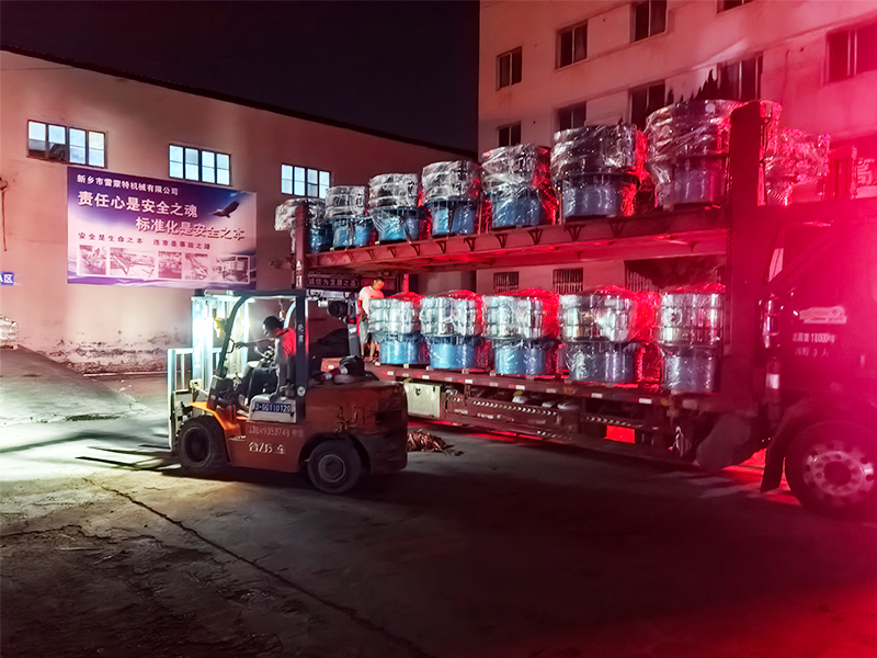 深夜灯火，超声波振动筛连夜奔赴客户现场