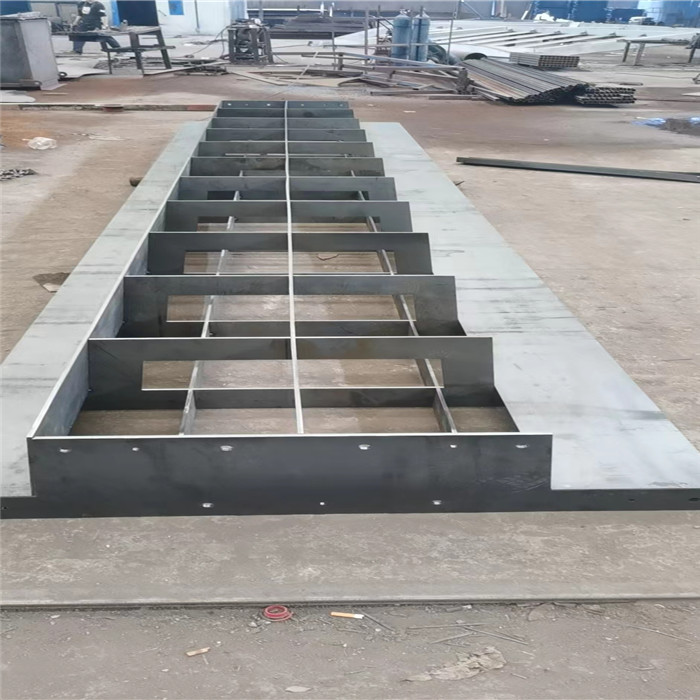 宜宾圆柱形钢模板生产厂家